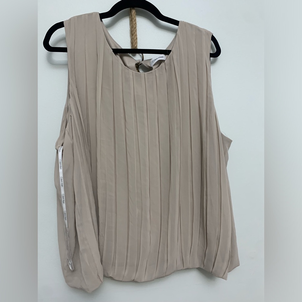 Calvin Klein women’s beige tank top